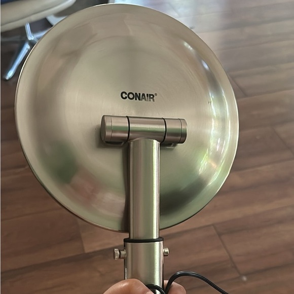Conair stand vanity mirror - Picture 2 of 3